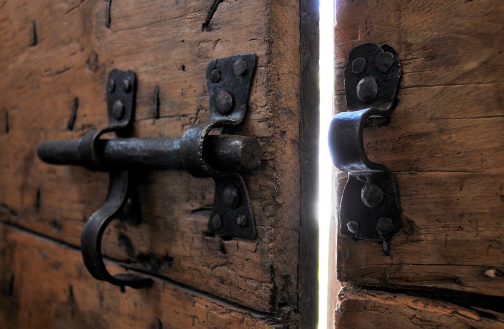 Porte ancienne